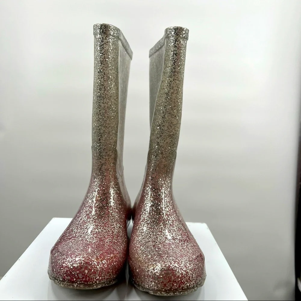 Girls pink glitter rain boots